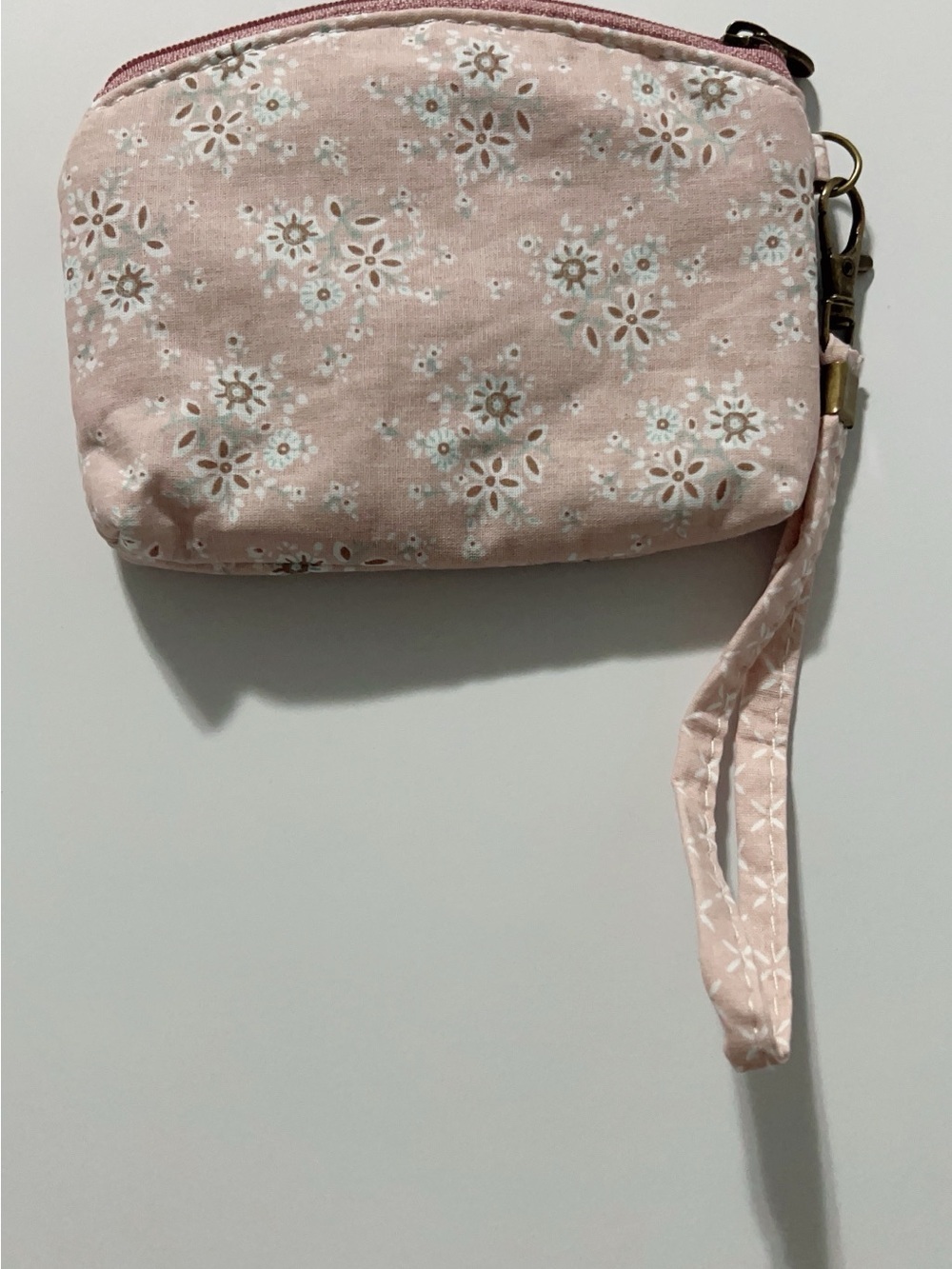 NEW Pink Floral Coin Purse Small Wallet with Zipper & Wrist Strap - Picture 3 of 4